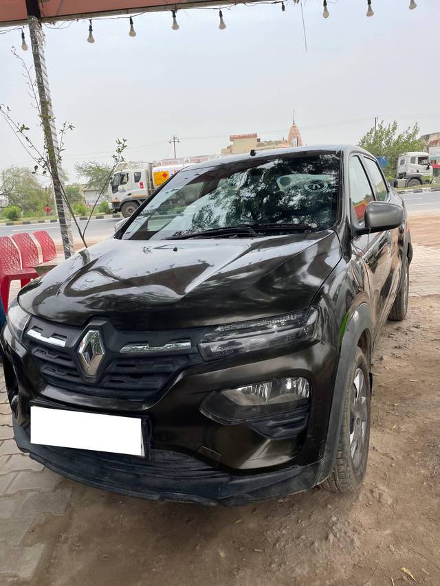 https://images10.gaadi.com/usedcar_image/4565676/original/processed_473846fc-b73e-4a3f-9d6d-2c80ce30df18.jpeg?imwidth=6401