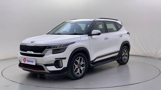 https://images10.gaadi.com/usedcar_image/4565728/original/83f50bda30146fec30fe8a13b6d85bca.JPG?imwidth=6400