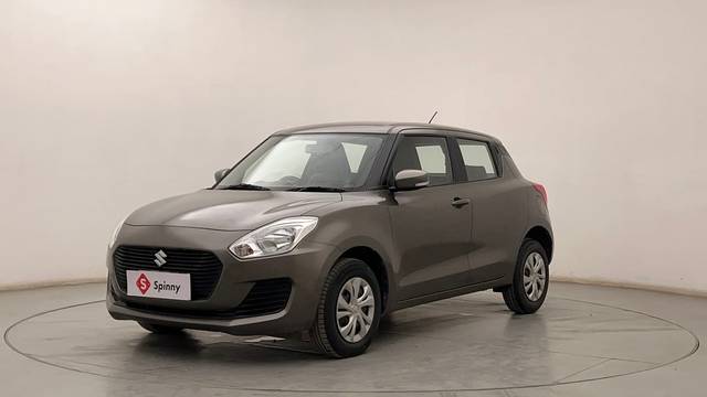 https://images10.gaadi.com/usedcar_image/4565769/original/a6d6328cca9915b59a5420db03da2973.JPG?imwidth=6400