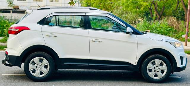 https://images10.gaadi.com/usedcar_image/4565807/original/processed_12e37ce1ef2b7a025ceb3d2c710bda62.jpg?imwidth=6401