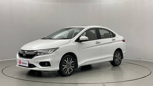 https://images10.gaadi.com/usedcar_image/4565868/original/7234756c33f185a07de864e1825524ec.JPG?imwidth=6400