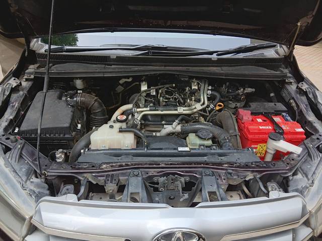 https://images10.gaadi.com/usedcar_image/4565872/original/05045c16-ee1a-4877-801b-c4f902ae5e1d.jpg?imwidth=6402