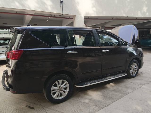 https://images10.gaadi.com/usedcar_image/4565872/original/b556ea0e-7a5e-4631-92a9-ddc236f60075.jpg?imwidth=6401