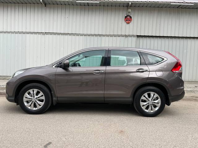 https://images10.gaadi.com/usedcar_image/4565898/original/1f3e9eae21bb25632b7e0aa5f9850177.jpg?imwidth=6402