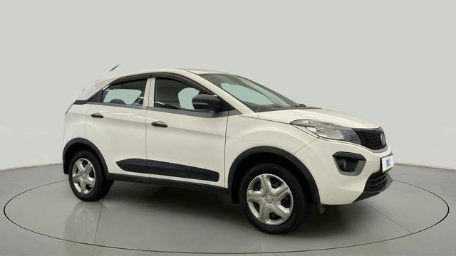 https://images10.gaadi.com/usedcar_image/4565900/original/743a71bd8b35c415ee6d84c1be7198f9.jpg?imwidth=6400