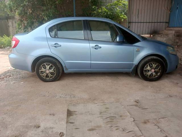 https://images10.gaadi.com/usedcar_image/4565910/original/processed_a6b99bafcb68cb3270b043c47eba91a3.jpg?imwidth=6401