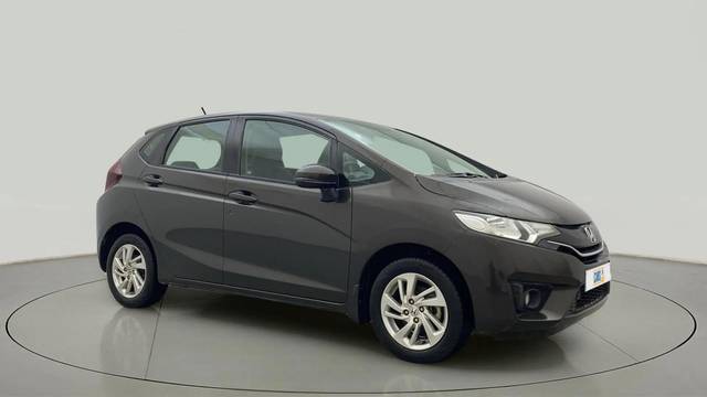 https://images10.gaadi.com/usedcar_image/4565914/original/394295f0bad618d58e57e1f73ac4e806.jpg?imwidth=6400