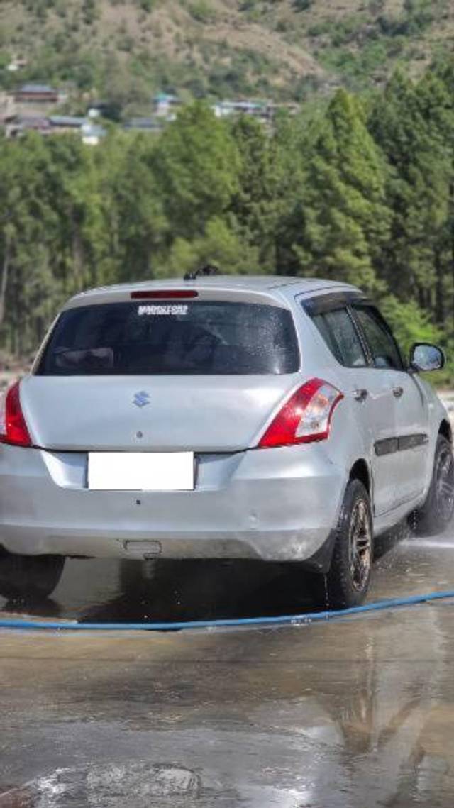 https://images10.gaadi.com/usedcar_image/4565932/original/processed_c77ceea4-e0b8-4d8d-9ae9-ebea52b21574.jpg?imwidth=6400