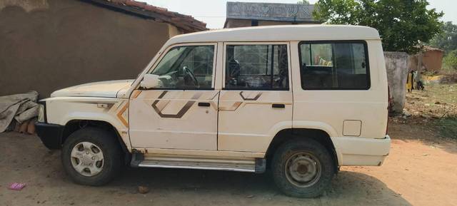 https://images10.gaadi.com/usedcar_image/4565934/original/processed_654cf0d9-de4b-4b55-ac3c-e73116d1beb0.jpg?imwidth=6400