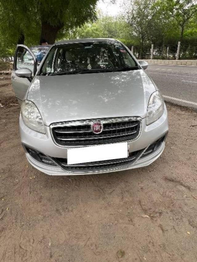 https://images10.gaadi.com/usedcar_image/4565949/original/processed_e52413e9-d486-4c41-a156-b68fc20a4e02.jpeg?imwidth=6401