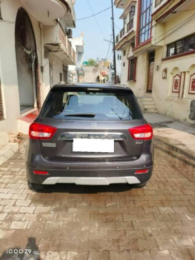 https://images10.gaadi.com/usedcar_image/4565955/original/processed_9a3ff6c3-0186-46a7-ba35-2b678697d709.jpg?imwidth=6402