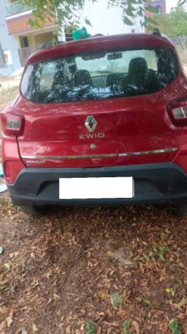 https://images10.gaadi.com/usedcar_image/4565988/original/processed_4a215d07-1221-420c-a96b-14116efc8067.jpg?imwidth=6401