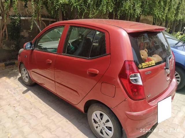 https://images10.gaadi.com/usedcar_image/4566030/original/processed_dc272e38-e498-4557-8357-a61bfc581766.jpg?imwidth=6402