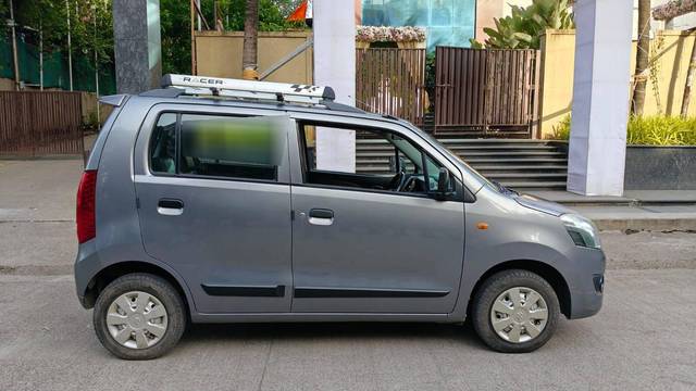 https://images10.gaadi.com/usedcar_image/4566042/original/processed_12aa3dda988eda790ead33a89e690465.jpg?imwidth=6401