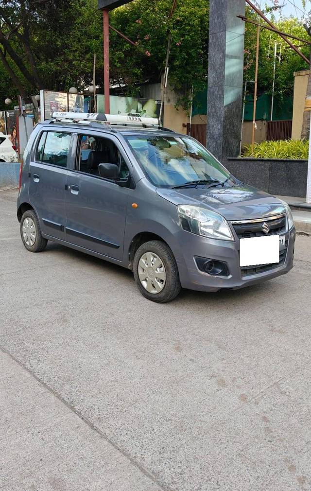 https://images10.gaadi.com/usedcar_image/4566042/original/processed_8cb30637d80440d64100adbc3d90a1cf.jpg?imwidth=6400