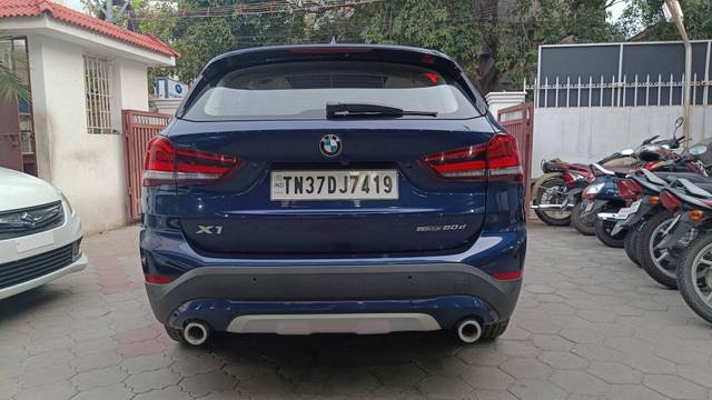 https://images10.gaadi.com/usedcar_image/4566121/original/processed_7ea3df20d19bbfbd16aedc165f9de326.jpeg?imwidth=6401