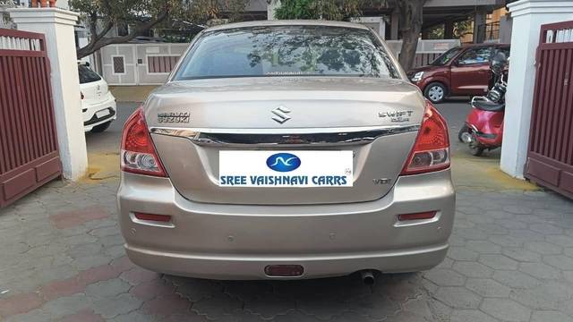 https://images10.gaadi.com/usedcar_image/4566125/original/processed_a865a72d3e28b737065a3923d6b5bd3b.jpg?imwidth=6401