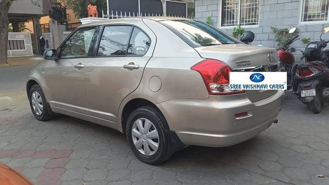 https://images10.gaadi.com/usedcar_image/4566125/original/processed_fbf60d4944a726a932645dc670d3caa2.jpg?imwidth=6402