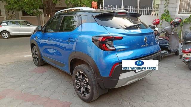 https://images10.gaadi.com/usedcar_image/4566128/original/processed_945a45e108920bab4c1203ee17a64245.jpg?imwidth=6402
