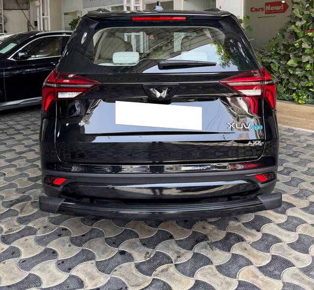 https://images10.gaadi.com/usedcar_image/4566146/original/processed_64205251a7f544e93fac4fdc695239b0.jpg?imwidth=6401