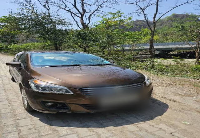 https://images10.gaadi.com/usedcar_image/4566158/original/832d3d65-0f87-4881-91da-4b18161a3842.?imwidth=6400