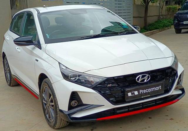 https://images10.gaadi.com/usedcar_image/4566205/original/processed_1690d51c6b95e34833fe6b774ba653b6.jpeg?imwidth=6400