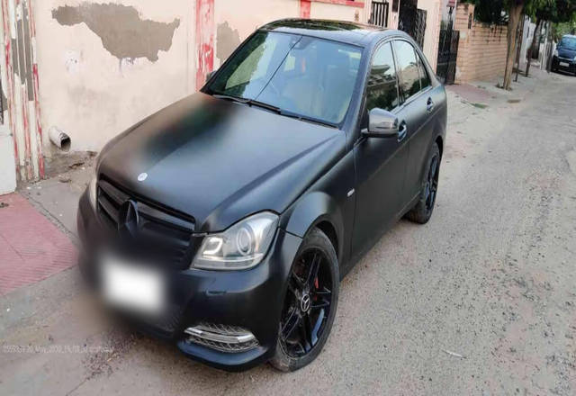 https://images10.gaadi.com/usedcar_image/4566213/original/f0fe6e31-453b-4cb6-89a4-9195eec4fb9a.?imwidth=6400