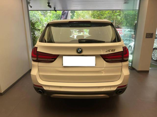 https://images10.gaadi.com/usedcar_image/4566214/original/processed_d7fb0056a4f110e54ec0023b7df8a750.jpeg?imwidth=6402