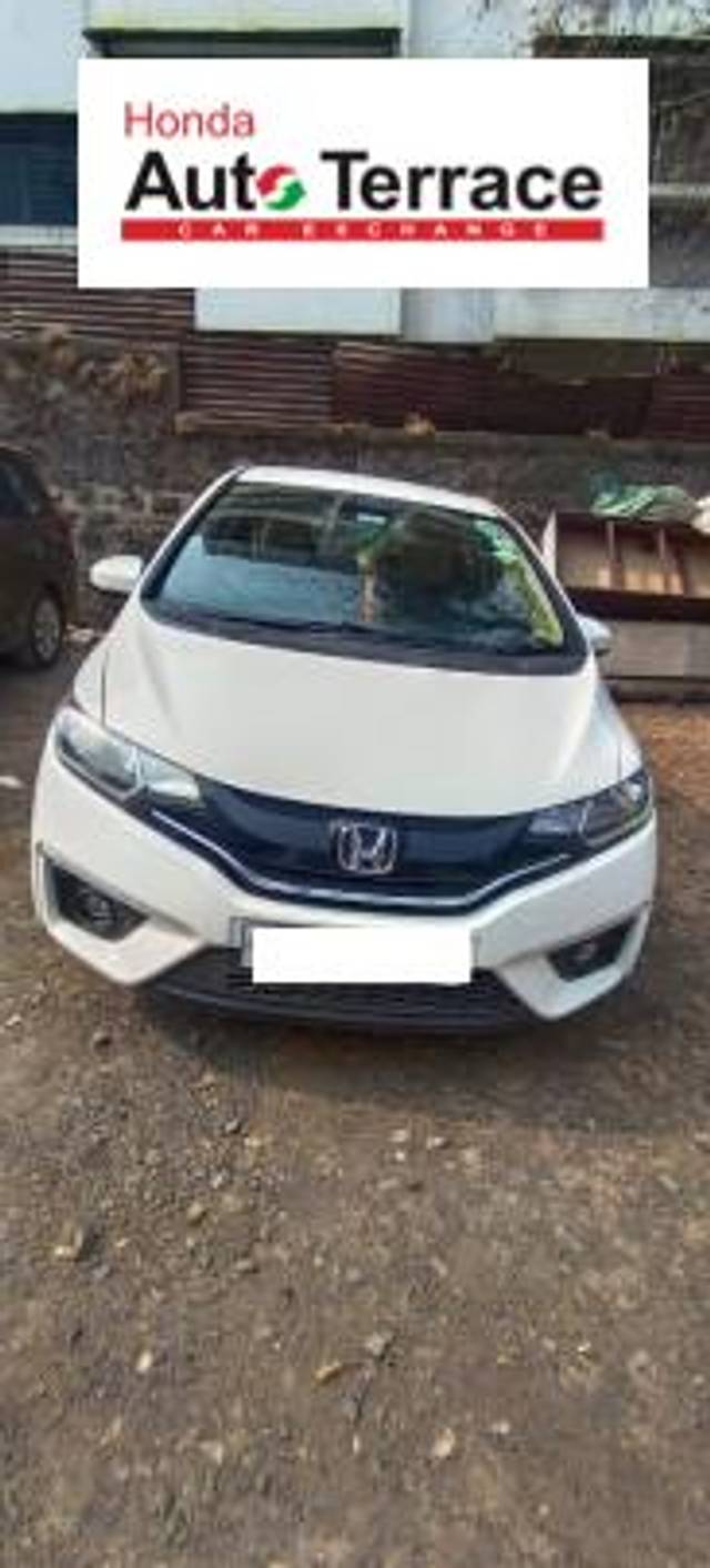 https://images10.gaadi.com/usedcar_image/4566223/original/565d860bb7f2838d55d8294ad94bfb7e.jpg?imwidth=6400