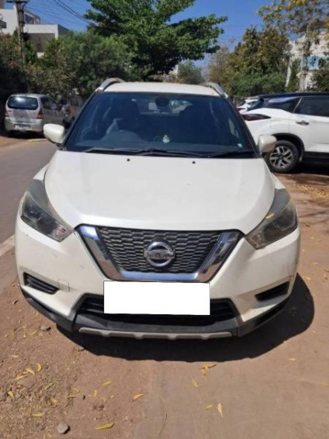 https://images10.gaadi.com/usedcar_image/4566258/original/processed_ea38b304-9e68-49df-81ae-cec2473defd4.jpg?imwidth=6400