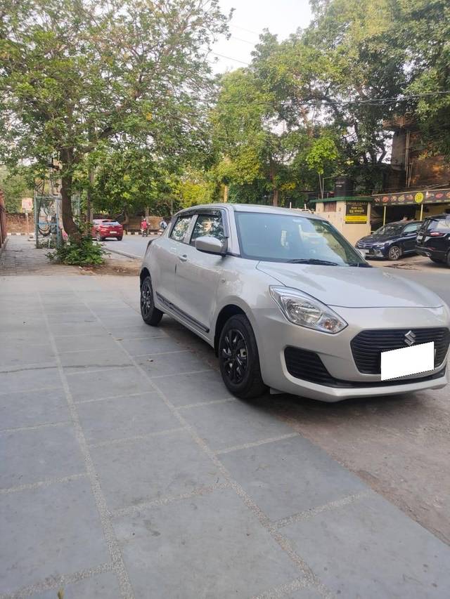 https://images10.gaadi.com/usedcar_image/4566267/original/processed_f0de285426fbc4e6e2d9a2317596f064.jpg?imwidth=6402