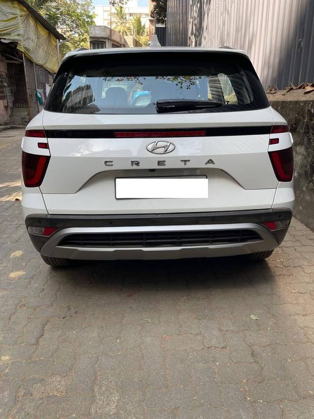 https://images10.gaadi.com/usedcar_image/4566295/original/processed_a1f44ebe105c23f68729c45bbc5d4b64.jpeg?imwidth=6401