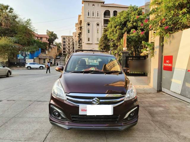 https://images10.gaadi.com/usedcar_image/4566360/original/processed_81aa4826f927268d534fa458f0bc7376.jpeg?imwidth=6401