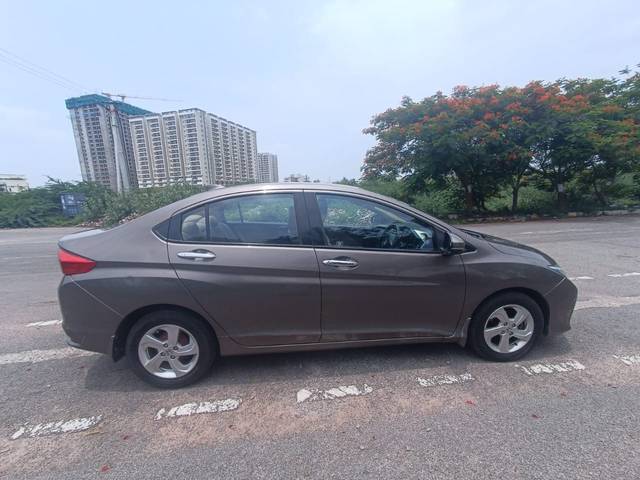 https://images10.gaadi.com/usedcar_image/4566371/original/43116290727ece654f5053648dd0a74b.jpg?imwidth=6401