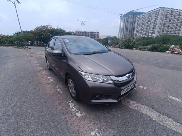 https://images10.gaadi.com/usedcar_image/4566371/original/processed_95cf2e94ac4b0561516f470e913bc85c.jpg?imwidth=6400