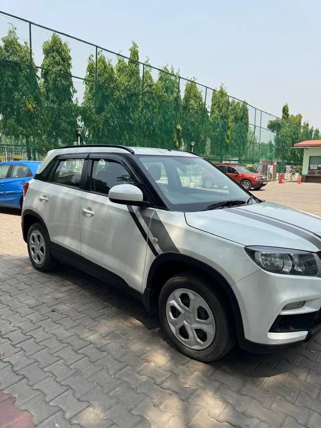 https://images10.gaadi.com/usedcar_image/4566374/original/7cdaf7b30e1c5a47e8728ea41943af05.jpg?imwidth=6400