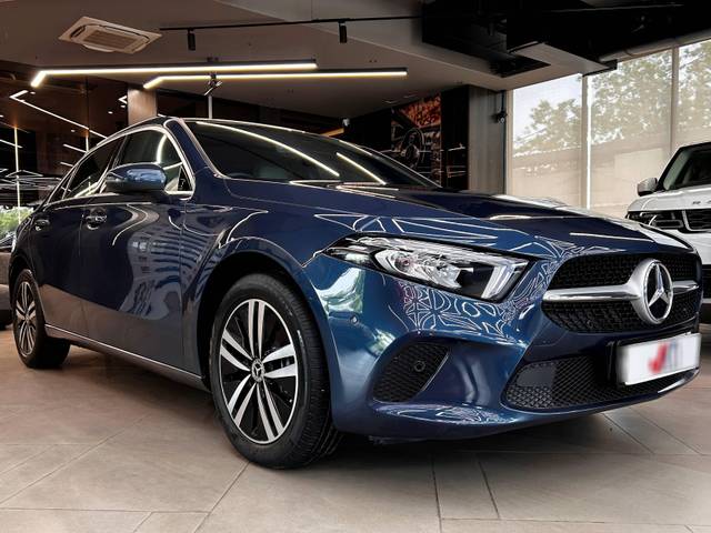 https://images10.gaadi.com/usedcar_image/4566378/original/processed_97a9f3a1b008bb41e5a8269cce601072.JPG?imwidth=6400