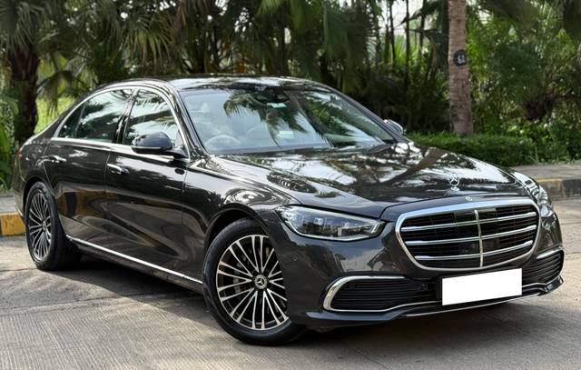 https://images10.gaadi.com/usedcar_image/4566424/original/processed_d76b2ff8f4ba951f19047a3e63909cd2.jpeg?imwidth=6400