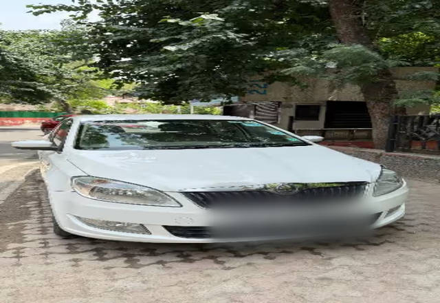 https://images10.gaadi.com/usedcar_image/4566434/original/1ea1d9fb-26a7-433a-8059-9af10f782a7c.?imwidth=6400