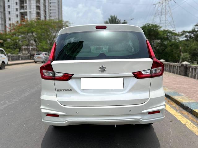 https://images10.gaadi.com/usedcar_image/4566504/original/processed_1ae1098dbfc1a5ac65dc426dc827c1dc.jpg?imwidth=6402