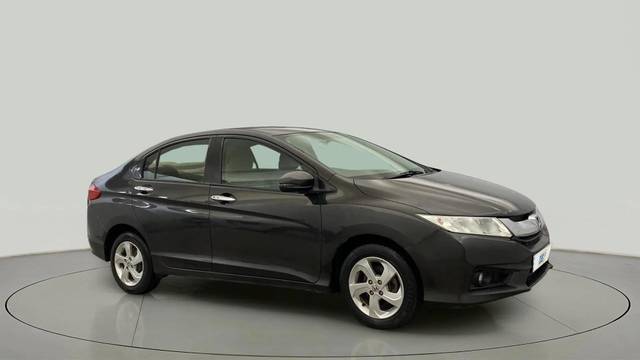 https://images10.gaadi.com/usedcar_image/4566512/original/23d9fb0a71a410096125bbafd5bb2426.jpg?imwidth=6400