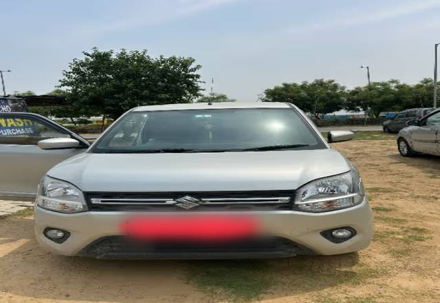 https://images10.gaadi.com/usedcar_image/4566514/original/032734a7-ac5e-4892-9e91-b76d83f20c2f.?imwidth=6400