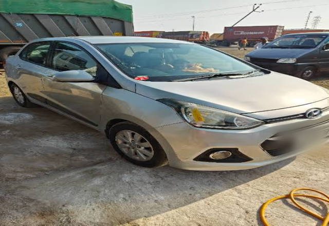https://images10.gaadi.com/usedcar_image/4566529/original/a2649dbe-9320-4217-8d2a-e677bd858484.?imwidth=6400