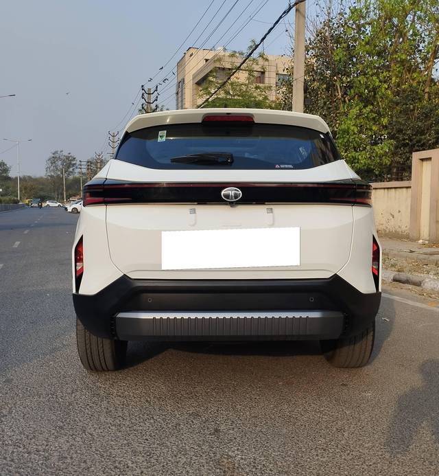 https://images10.gaadi.com/usedcar_image/4566546/original/processed_5af92e62bfe43de688e3903fdfb71846.jpg?imwidth=6401