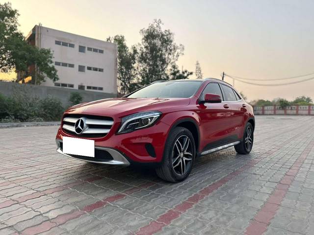 https://images10.gaadi.com/usedcar_image/4566556/original/processed_b5f00ade5b0e1010212a696f88c4e7f7.jpg?imwidth=6400