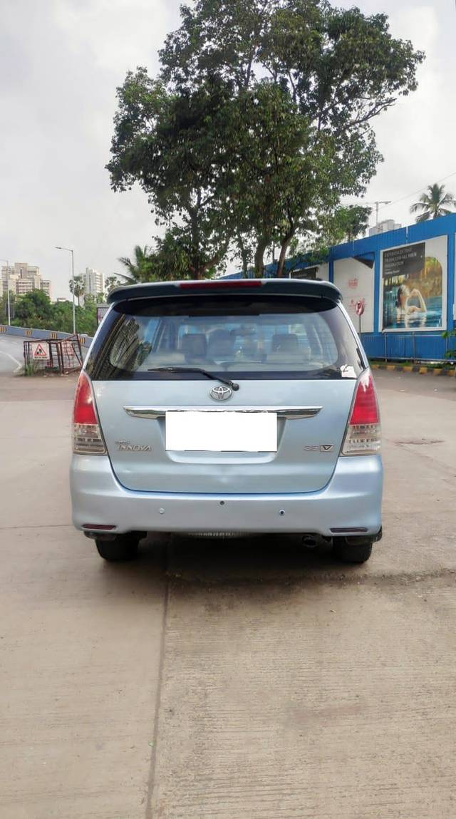 https://images10.gaadi.com/usedcar_image/4566563/original/processed_edce2bb4f0df0fa77fbd682e52d597dd.jpg?imwidth=6402