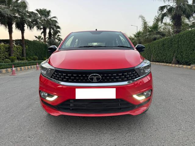 https://images10.gaadi.com/usedcar_image/4566566/original/processed_b4cba481542738d25fbcef6f31bdbf50.jpg?imwidth=6400