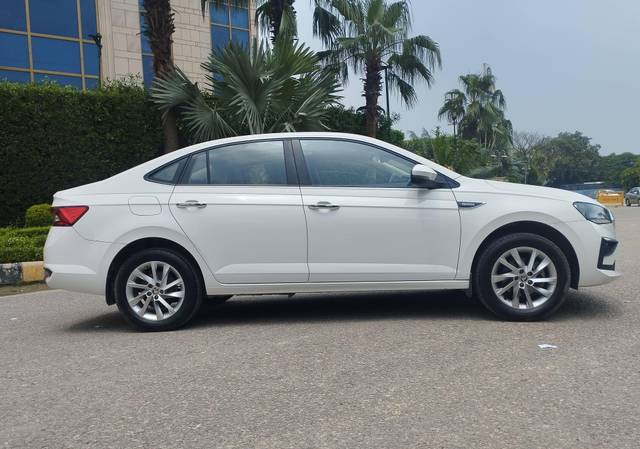 https://images10.gaadi.com/usedcar_image/4566571/original/processed_bd05ca0c17e5b971e92c27abdcf9c10d.jpg?imwidth=6401