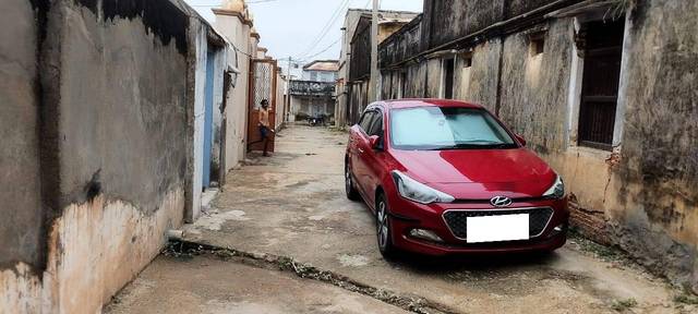 https://images10.gaadi.com/usedcar_image/4566585/original/processed_2a5e060bc34603810f8ce4bbeab1bc6a.jpg?imwidth=6401