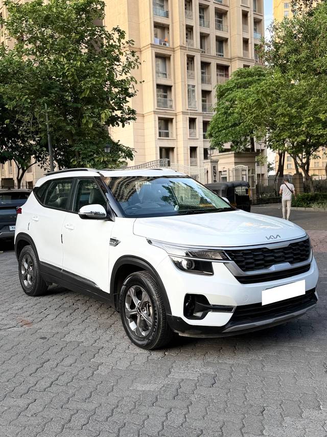 https://images10.gaadi.com/usedcar_image/4566655/original/processed_19002d34-24c7-4b48-92a4-3562f13820f4.jpg?imwidth=6400